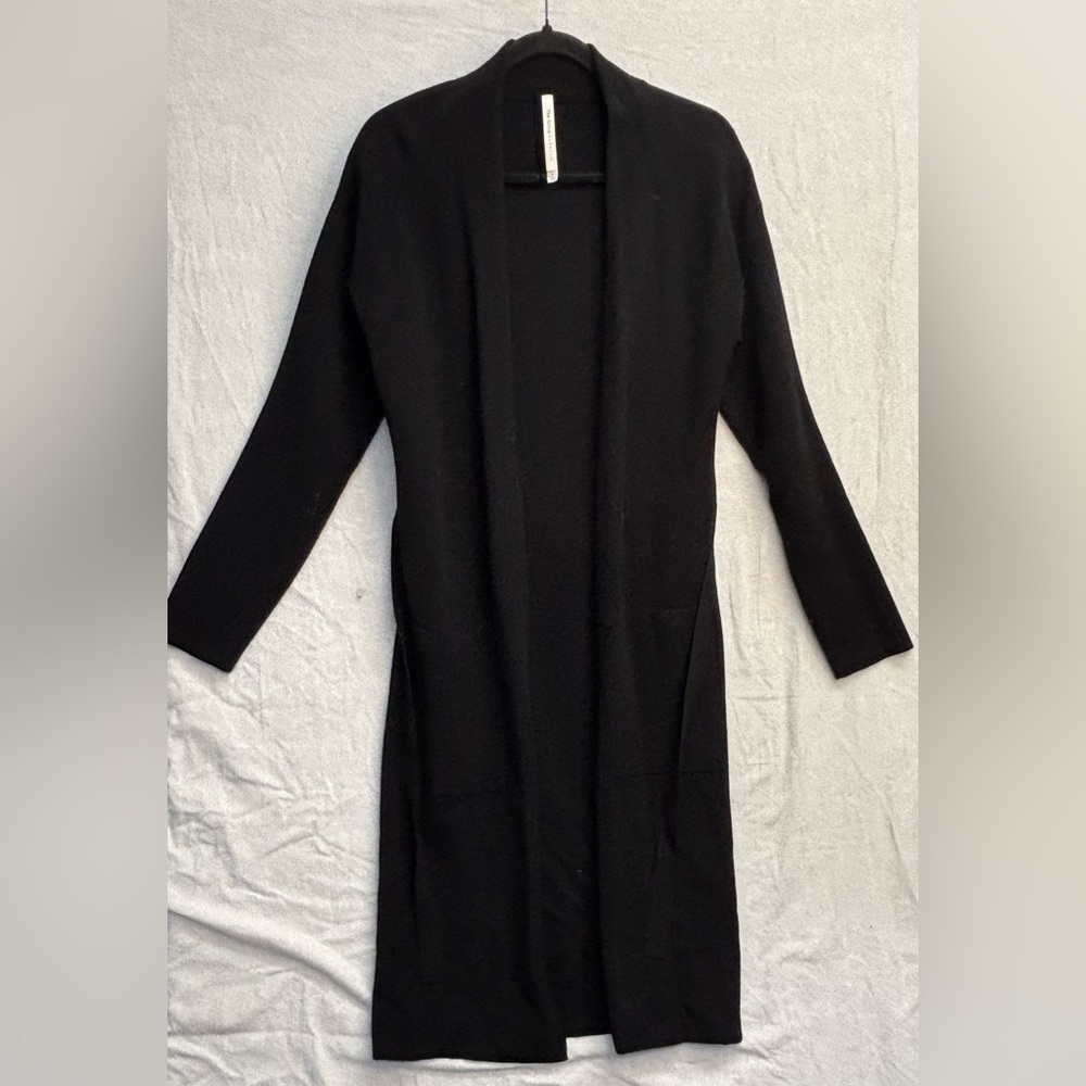 Aritzia Babaton Ty Black Cardigan